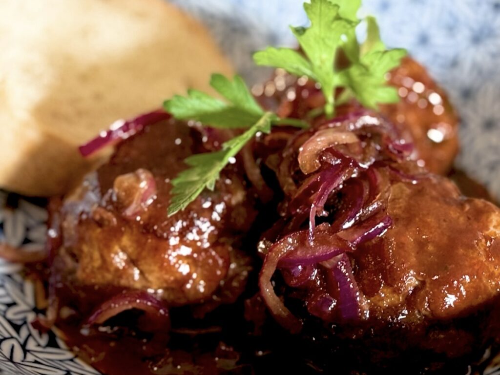 Albondigas gourmet – hiszpańskie klopsiki z chorizo